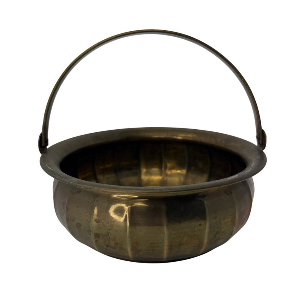 Vintage‎ Brass Handled Bowl with Swing Handle Small Rustic Basket